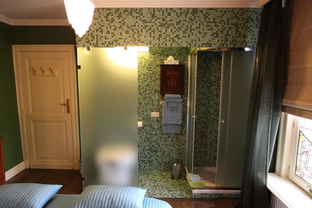 B&B De Lachende Engel 메헬렌 객실 사진